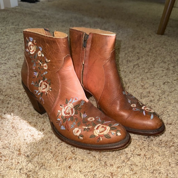 Shyanne Floral Embroidered Brown Ankle Boots - Picture 1 of 4